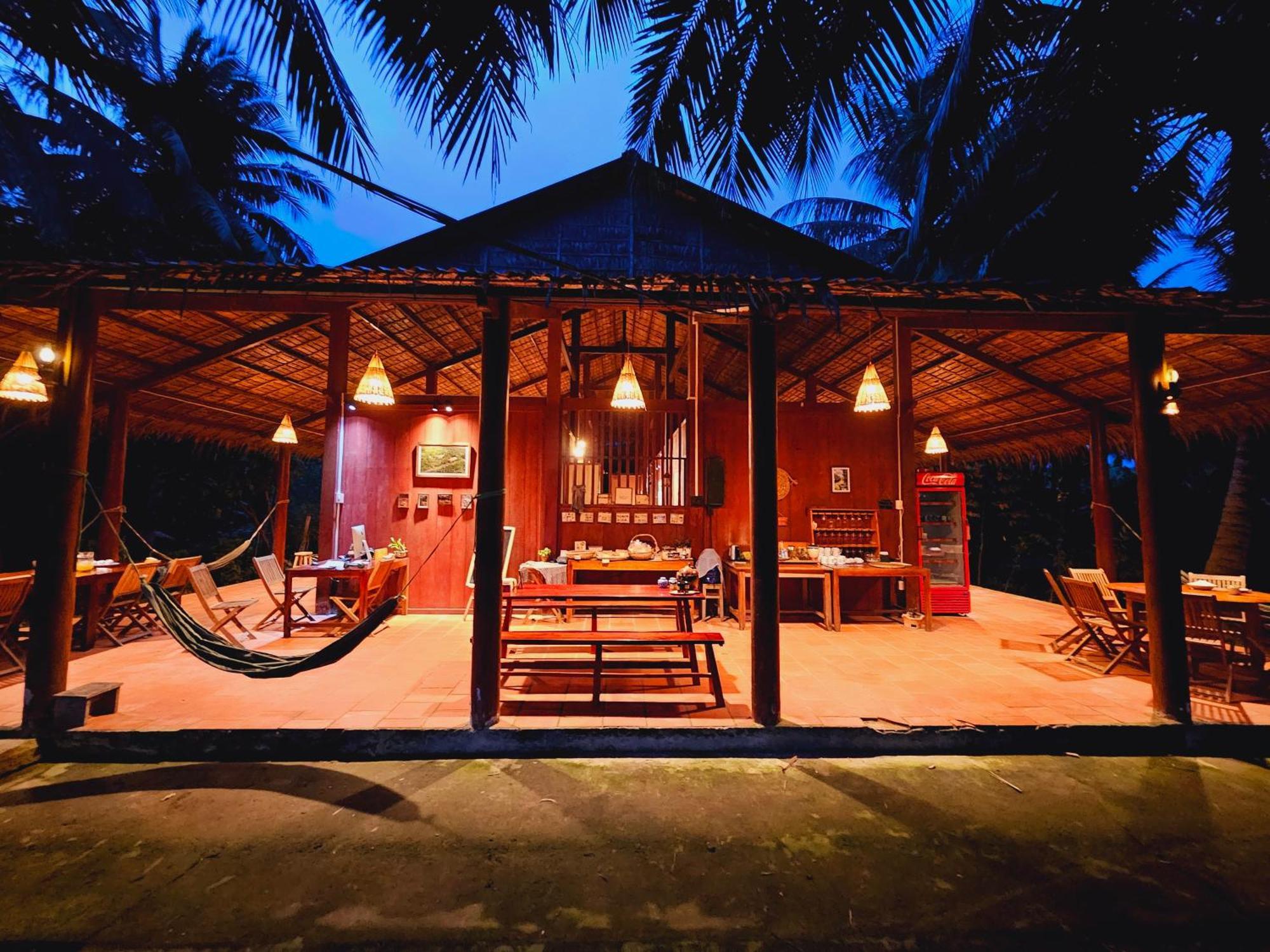 Ba Danh Homestay & Kitchen - Ben Tre Mekong エクステリア 写真