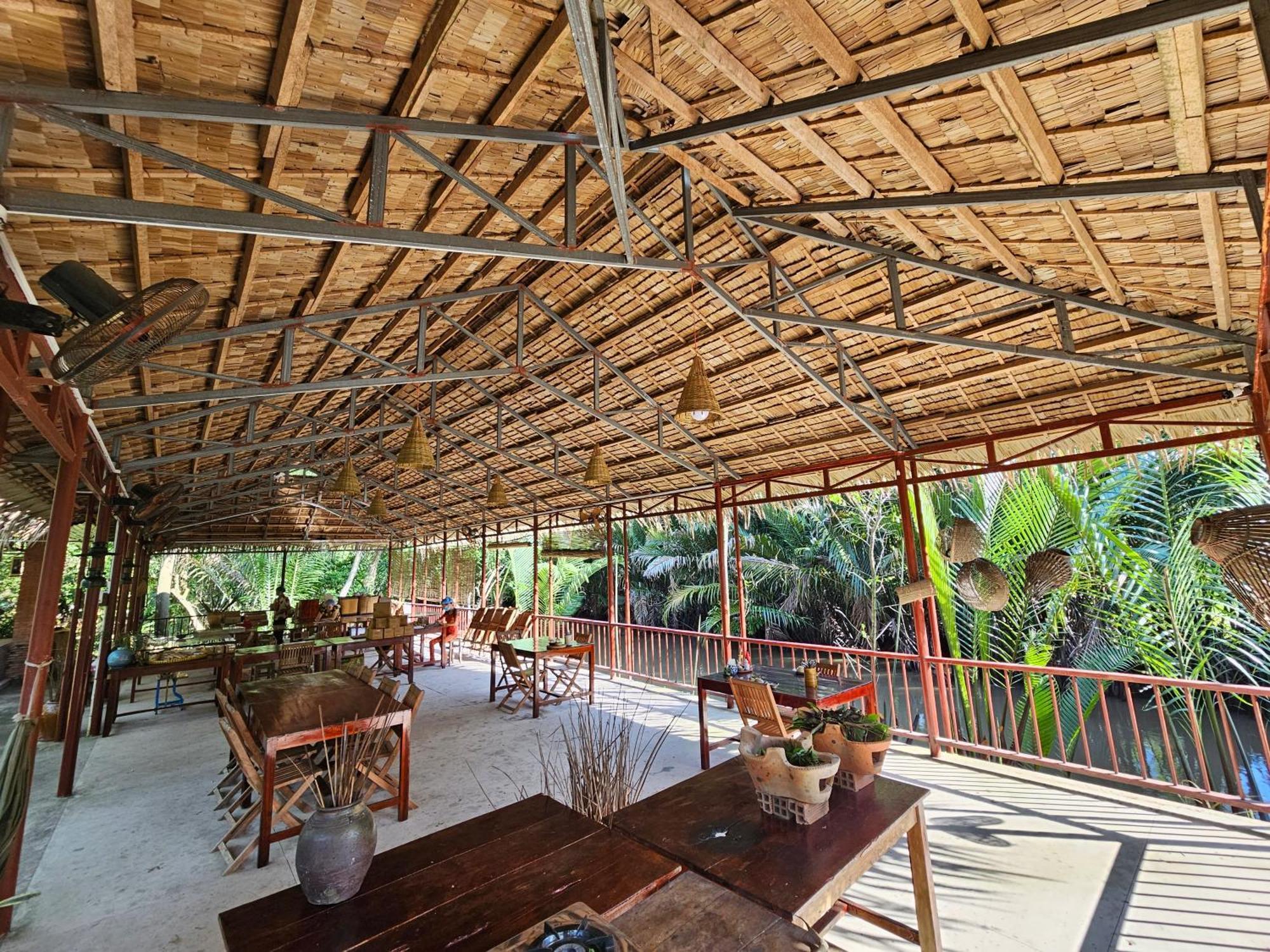 Ba Danh Homestay & Kitchen - Ben Tre Mekong エクステリア 写真